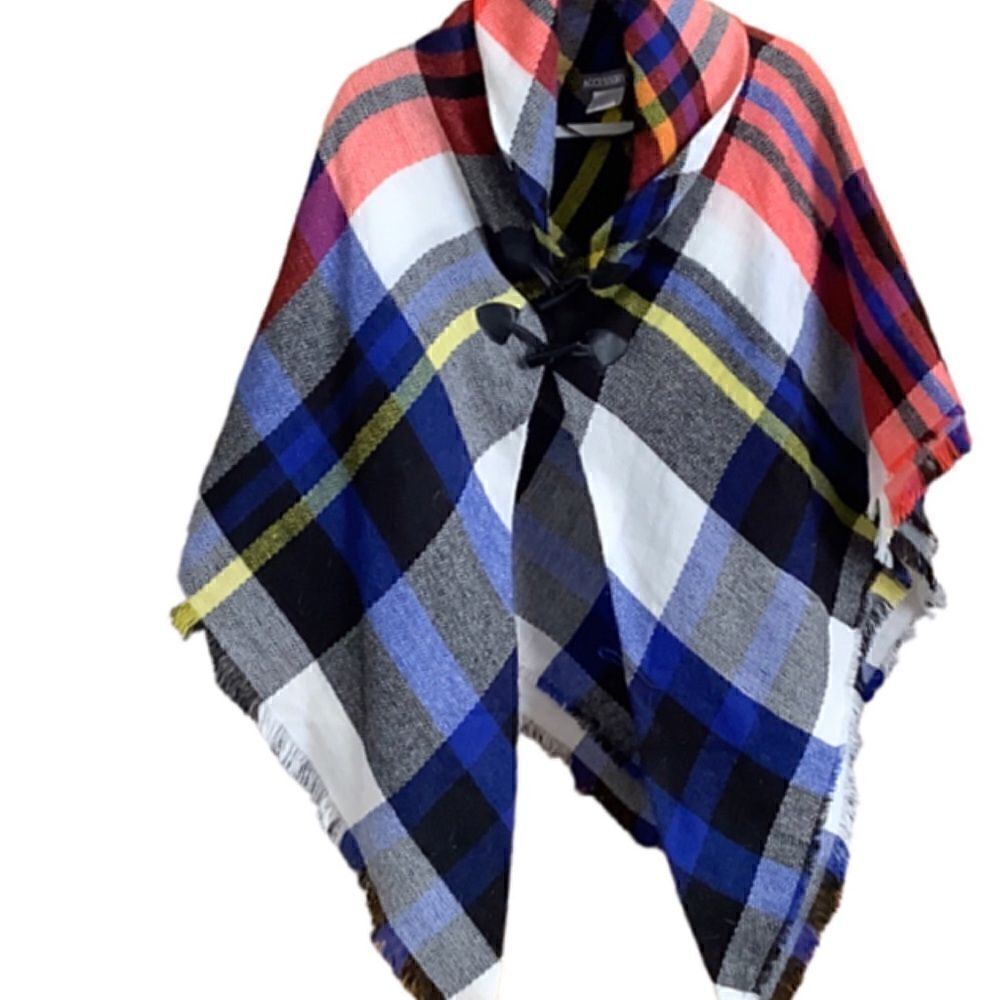 Accessory Plaid Poncho  EUC
